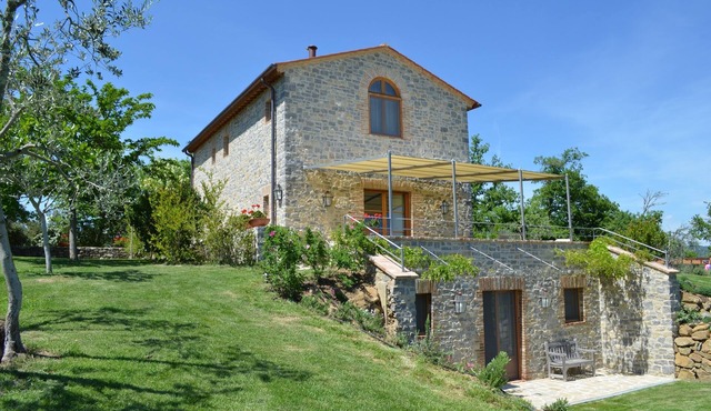 Beautiful Private & Luxurious Tuscan Villa Near Siena/Scenic Views/Crete Senesi