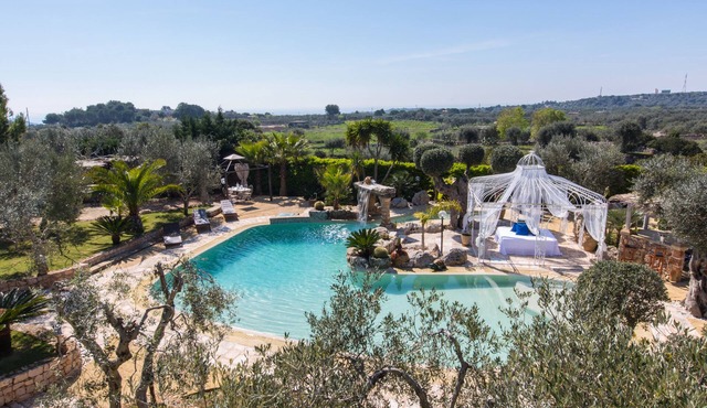 Beautiful villa for 12 people with private pool and panoramic view