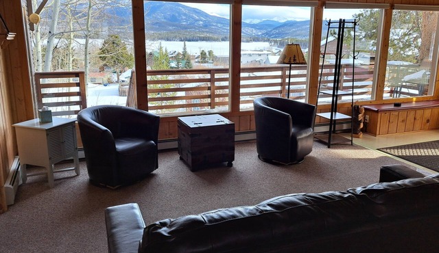 Beautiful Lake and Mountain Views with Parking for your Toys! In Grand Lake