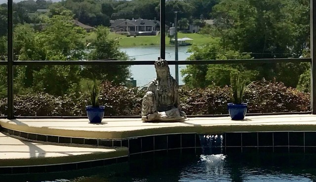 Beautiful lake view home minutes from downtown Mount Dora