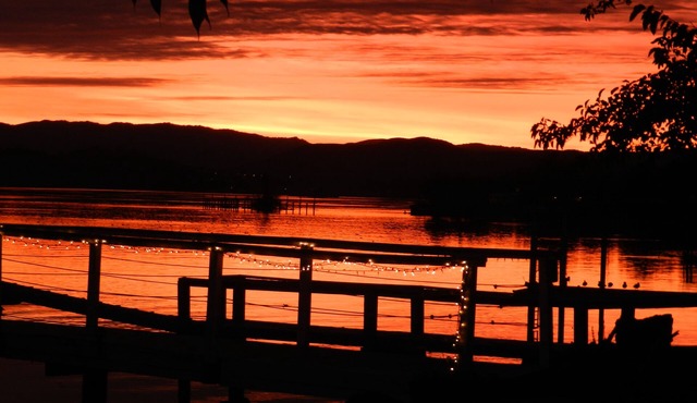 Beautiful Lakefront Home on Clear Lake- JULY 12-16 IS NOW OPEN. BOOK IT NOW.