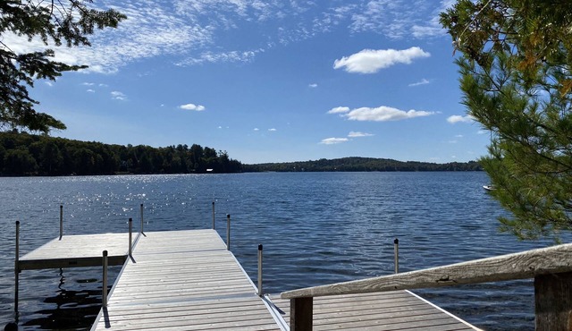 Beautiful Lakefront Cottage with Single Level Access