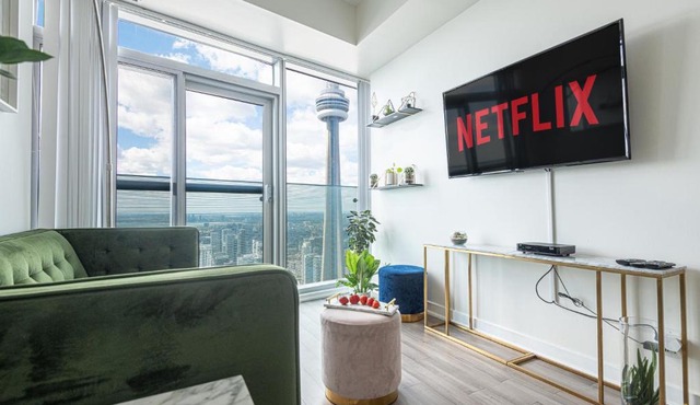 Beautiful Luxurious Modern Condo With Breathtaking Views