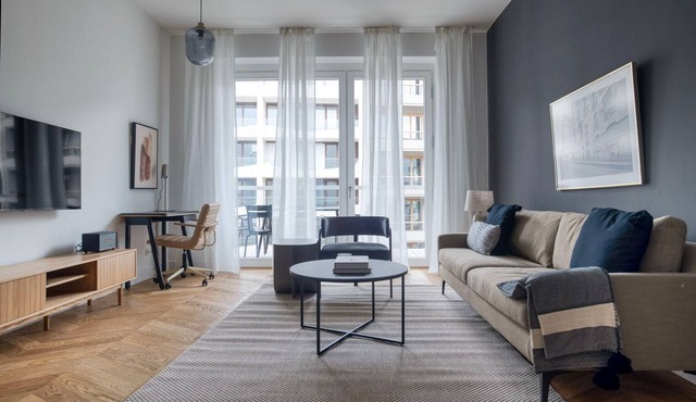 Beautiful Mitte 1BR nr Oranienburger Tor, by Blueground