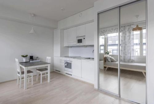 Beautiful Modern City Apartment