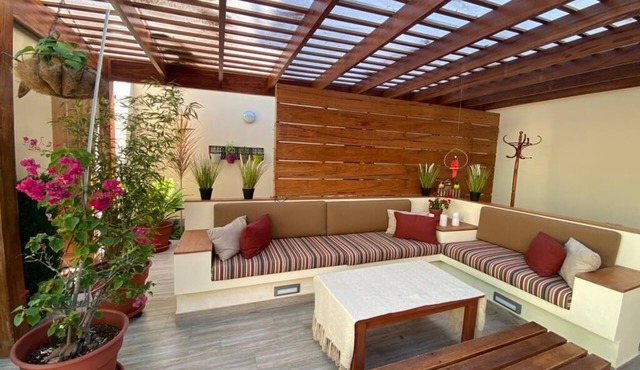 Beautiful, newly remodeled home, just steps from the Cantolao Beach