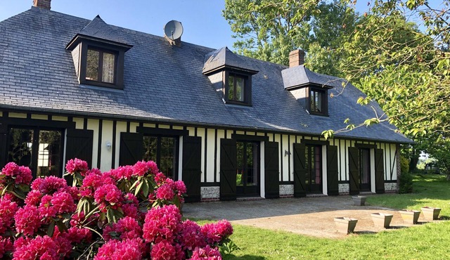 Beautiful Normandy villa near Etretat for 16 people, 5 minutes from the sea
