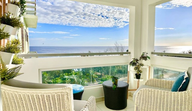 Beautiful Ocean View Apt. Pool