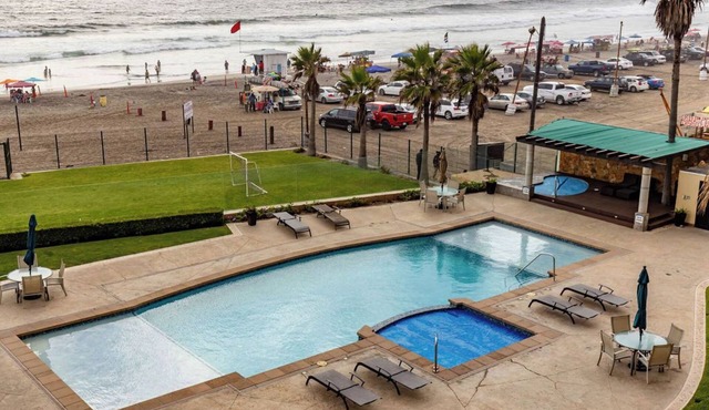 Beautiful Oceanfront View 3-bedroom condo in Downtown Playas de Rosarito