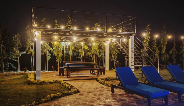 Beautiful ocen view property with pool and jacuzzy