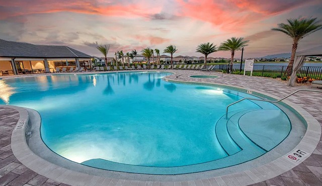 Beautiful One Story Home with Heated Spa/Pool
