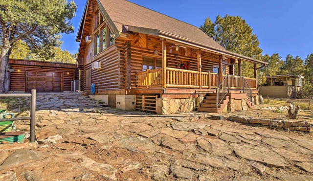 Beautiful Payson Log Cabin w/ Yard + Fire Pit!