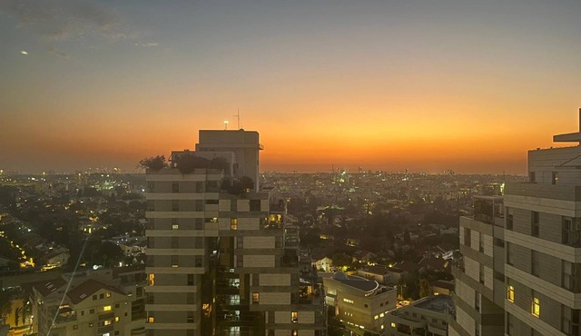 Beautiful Penthouse in Raanana with Stunning View