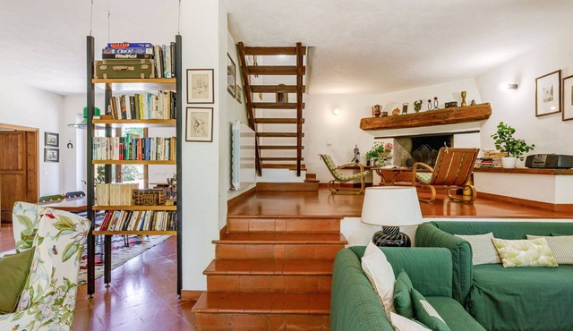 Beautiful private villa for 8 people with A/C, WIFI, TV, patio and panoramic view