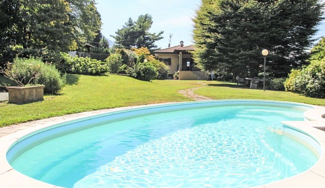 Beautiful private villa for 7 guests with private pool, WIFI, A/C, TV and terrace