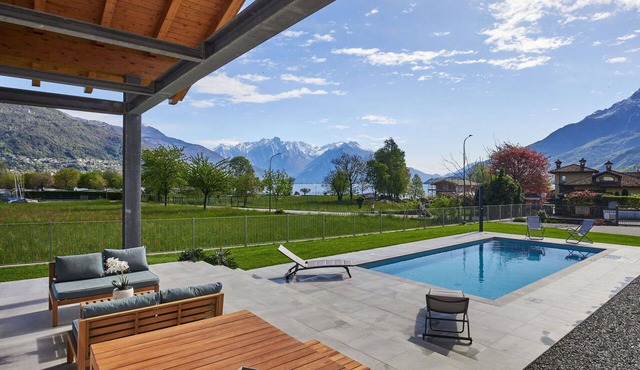 Beautiful private villa for 5 people with private pool, TV and terrace