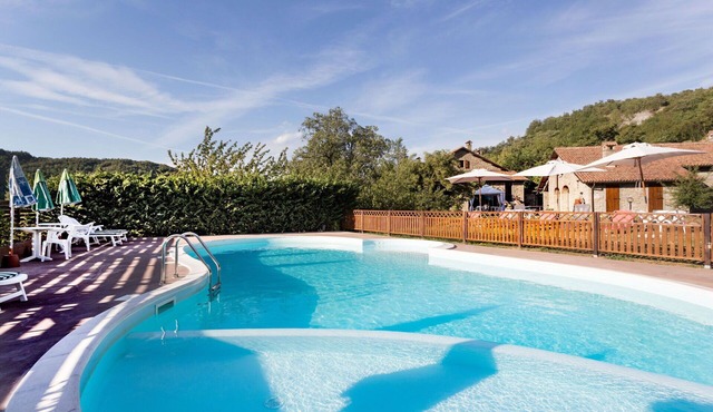 Beautiful private villa with WIFI, hot tub, private pool, TV, panoramic view and parking