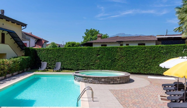 Beautiful private villa for 3 guests with pool, WIFI, A/C, TV, terrace and pets allowed