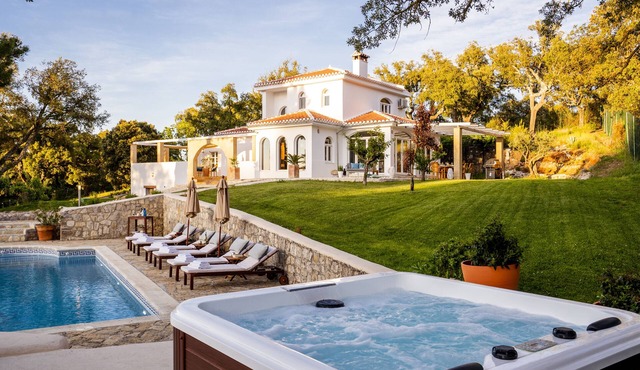 Beautiful property with private pool and tennis court and sensational location