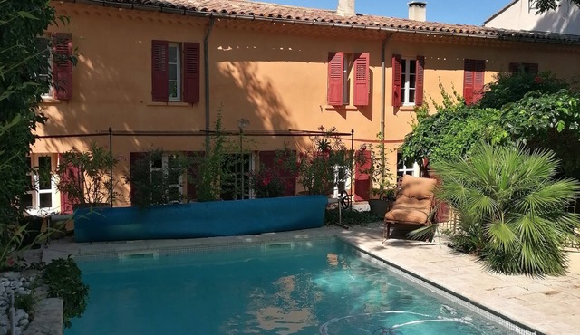Beautiful Provencal Bastide in the heart of the vineyards near Aix/Cassis/Marseille