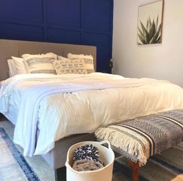 Beautiful Renovated Beach Cottage Home
