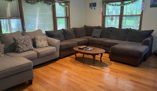 Beautiful Resort home @ I-44 Springfield near to Kansas Express way
