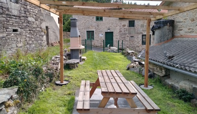 Beautiful restored two bedroom stone house in As Fragas