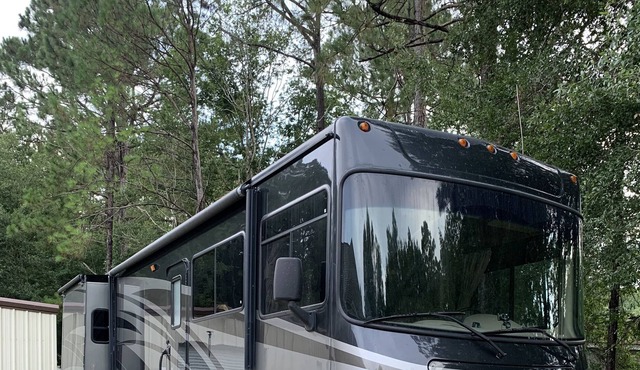 Beautiful RV with salt water pool and hot tub
