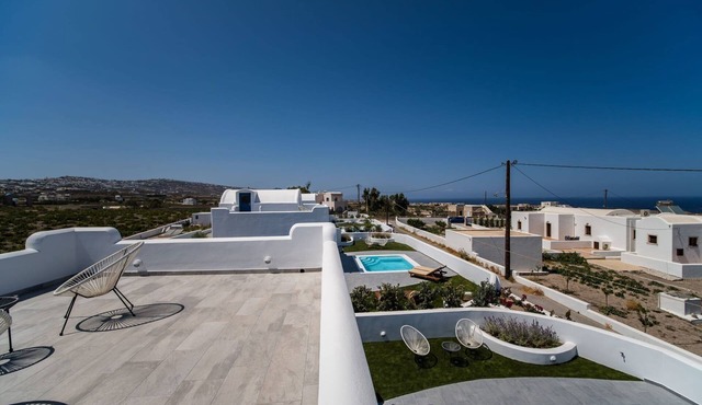 Beautiful Santorini Villa | 2 Bedrooms | Private Pool & Magical Sea Views