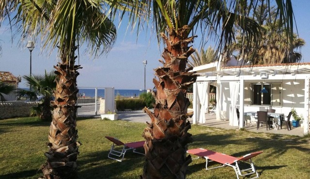 Beautiful seafront villa in the heart of Marzamemi