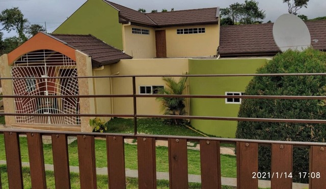 Beautiful self contained apartment in an residential area