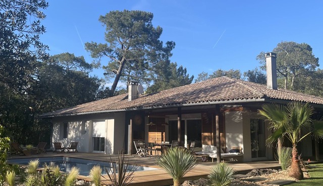 Beautiful single storey villa sleeps 10, Pyla/sea