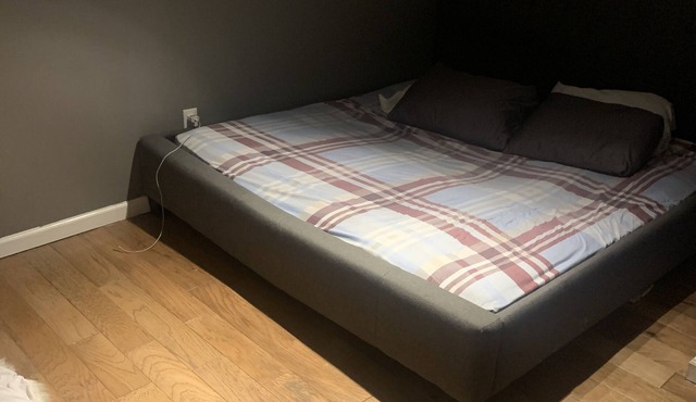 Beautiful spacious 1 Bedroom with lots of space