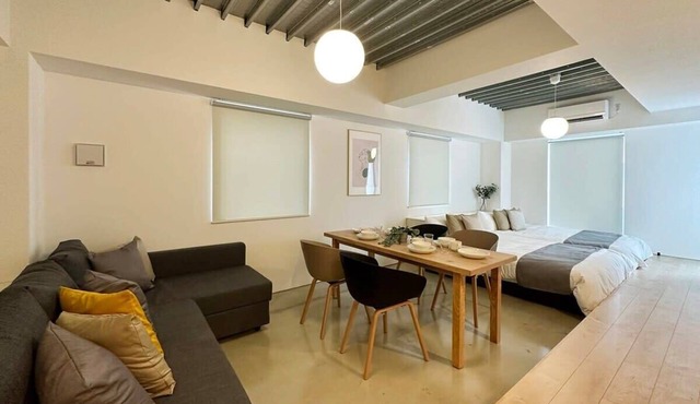 Beautiful Studio Apt City Center for 6 Ppl