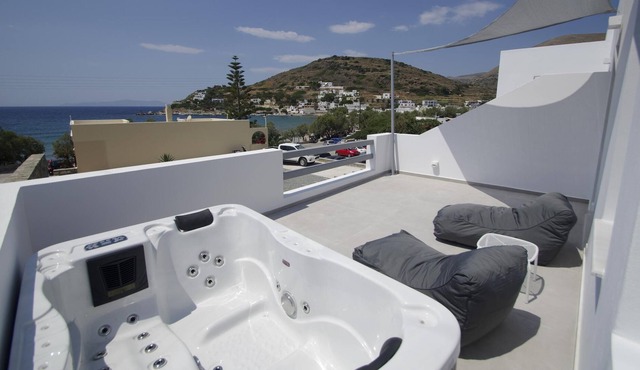 Beautiful studio directly at the sea, Wifi, 2 pers. | Syros, Cyclades