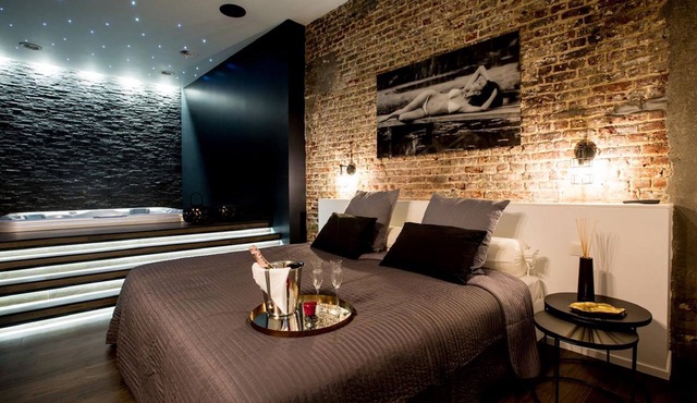 Beautiful Studio in the Center Town with Jacuzzi