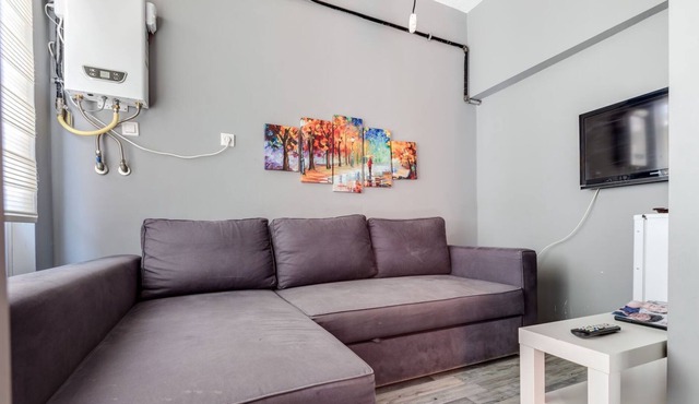 Beautiful Studio w/ top quality @7t floor 06ev Rental House