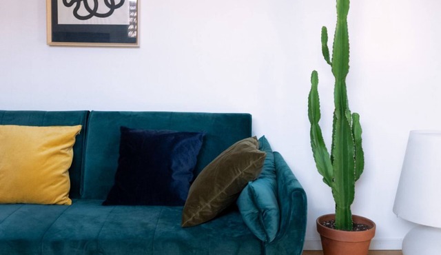 Beautiful Two-Level One-Bedroom Apartment – Mirable PM