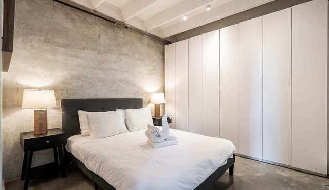 Beautiful Unit in Downtown Vancouver