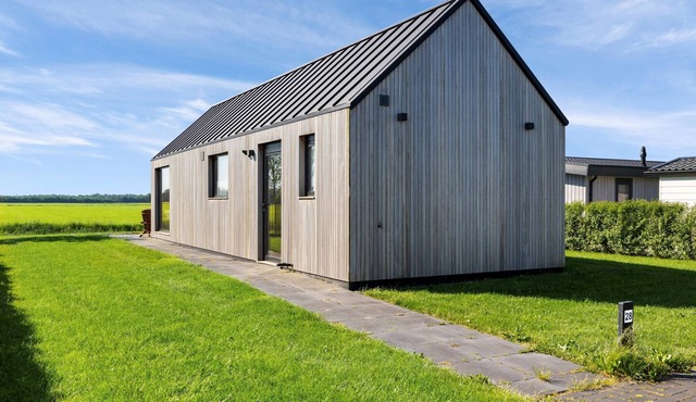 Beautiful unobstructed view in 3 bedroom tiny house - in the middle of Drenthe nature