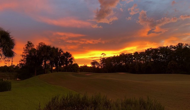 Beautiful Updated Naples Golf Condo in Cypress Woods CC