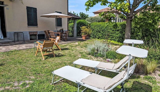 Beautiful villa for 4 guests with WIFI and terrace