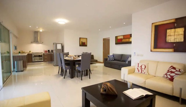 Beautiful view, style, comfort and good location