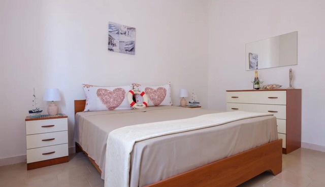 Beautiful villa for 6 people with A/C, WIFI, TV, terrace and panoramic view