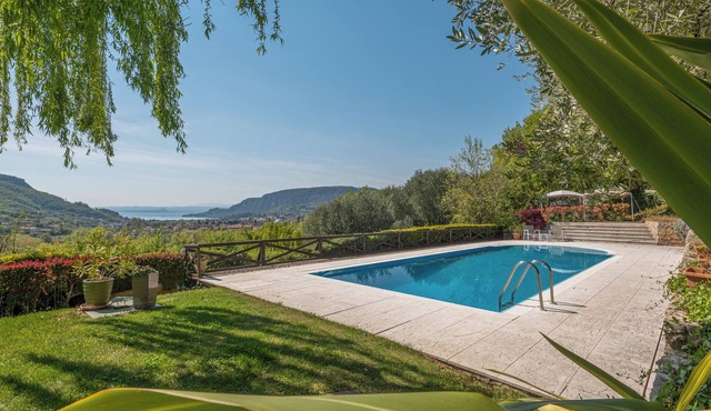 Beautiful villa with private garden and pool