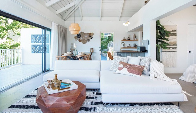 Beautiful Villa with wrap around deck with views as far as Tortola