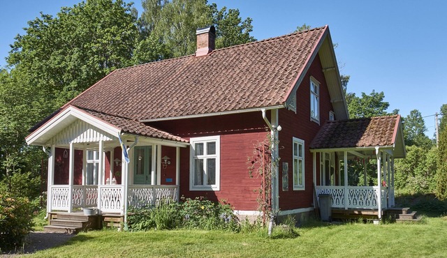 Beautiful wooden villa in the middle of Smaland