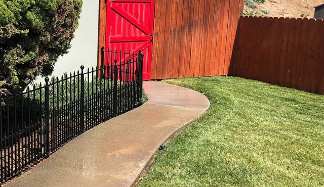 Beautifully Appointed Spacious Studio. Minutes from Napa Valley, Sonoma, & SF