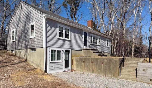Beautifully renovated home near Scargo Lake with deck, W/D, AC, games, & yard