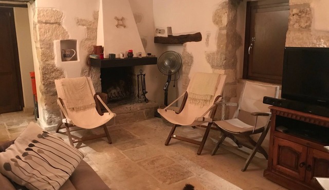 Beautifully restored farmhouse in Serramonacesca, Abruzzo, Italy